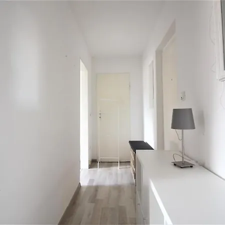 Apartment Elegantes Und Helles In Bahnhofsnahe