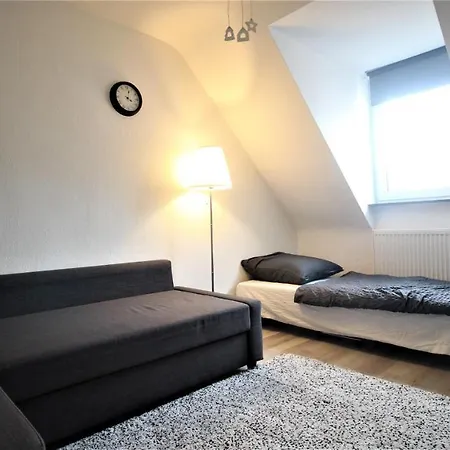 Apartment Elegantes Und Helles In Bahnhofsnahe Wurzburg