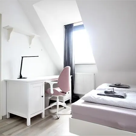 Elegantes Und Helles In Bahnhofsnahe Apartment